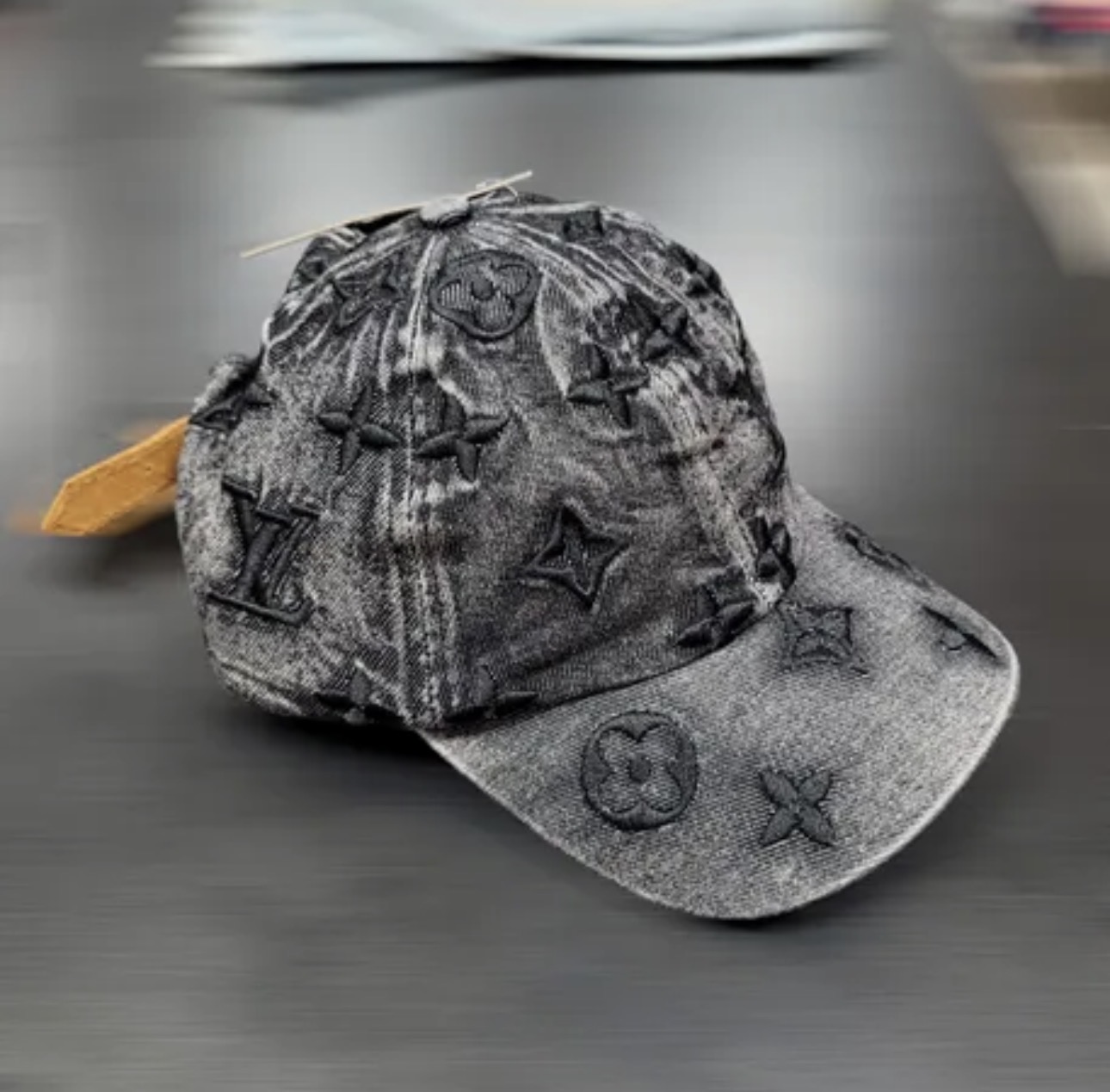 Boné LV linha Premium