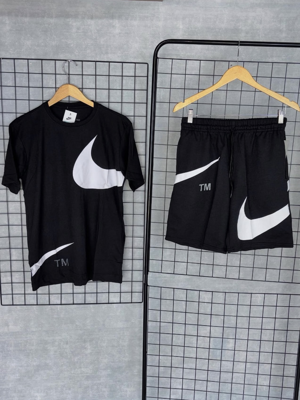 Conjunto DRI-FIT ( bermuda + camisa )