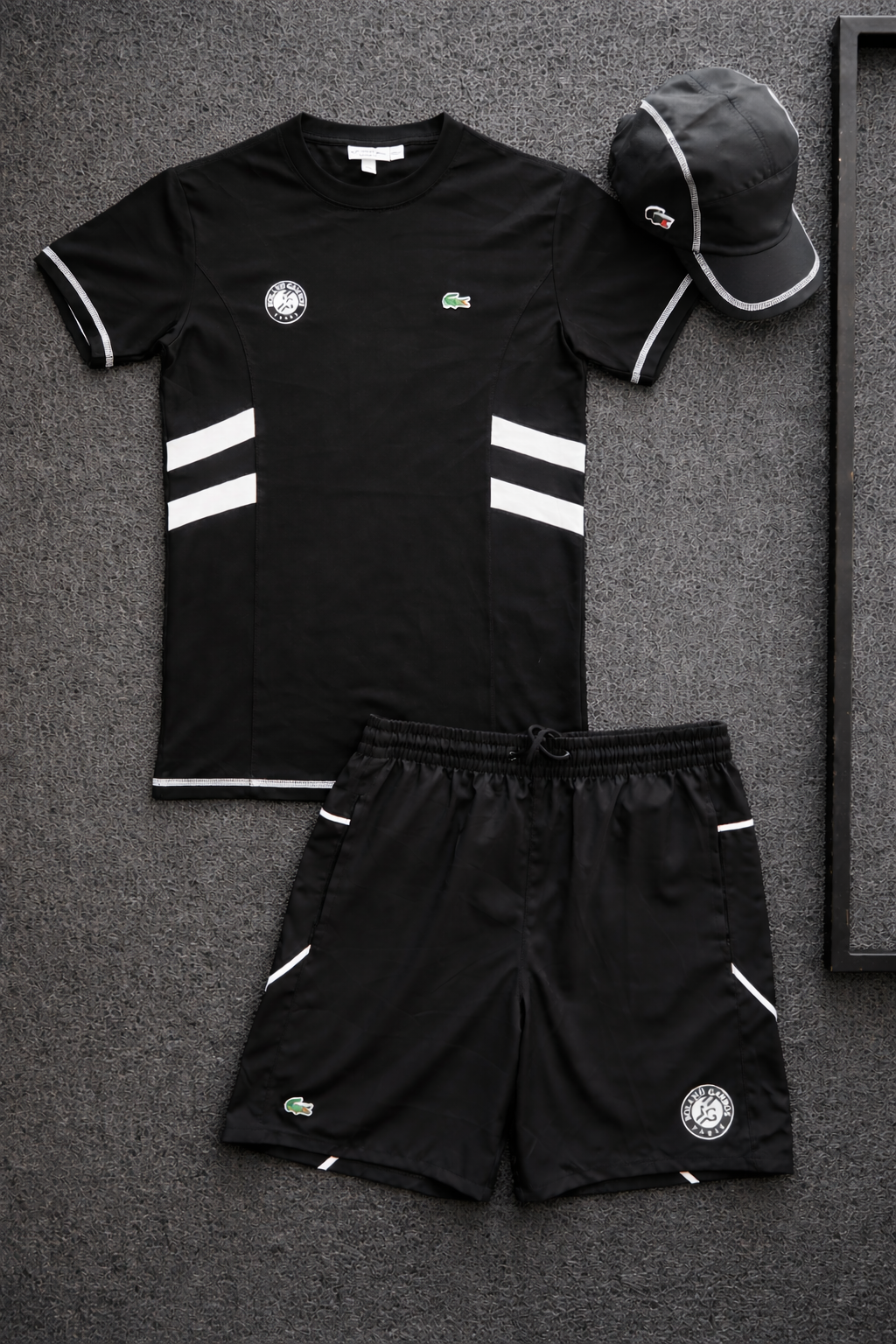 Conjunto da Lacoste x Roland Garros
